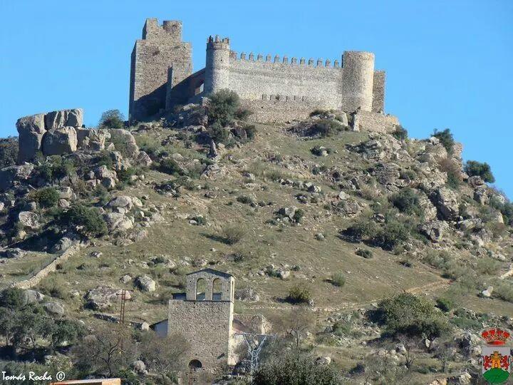 Hostal El Camionero Burguillos Del Cerro Esterno foto